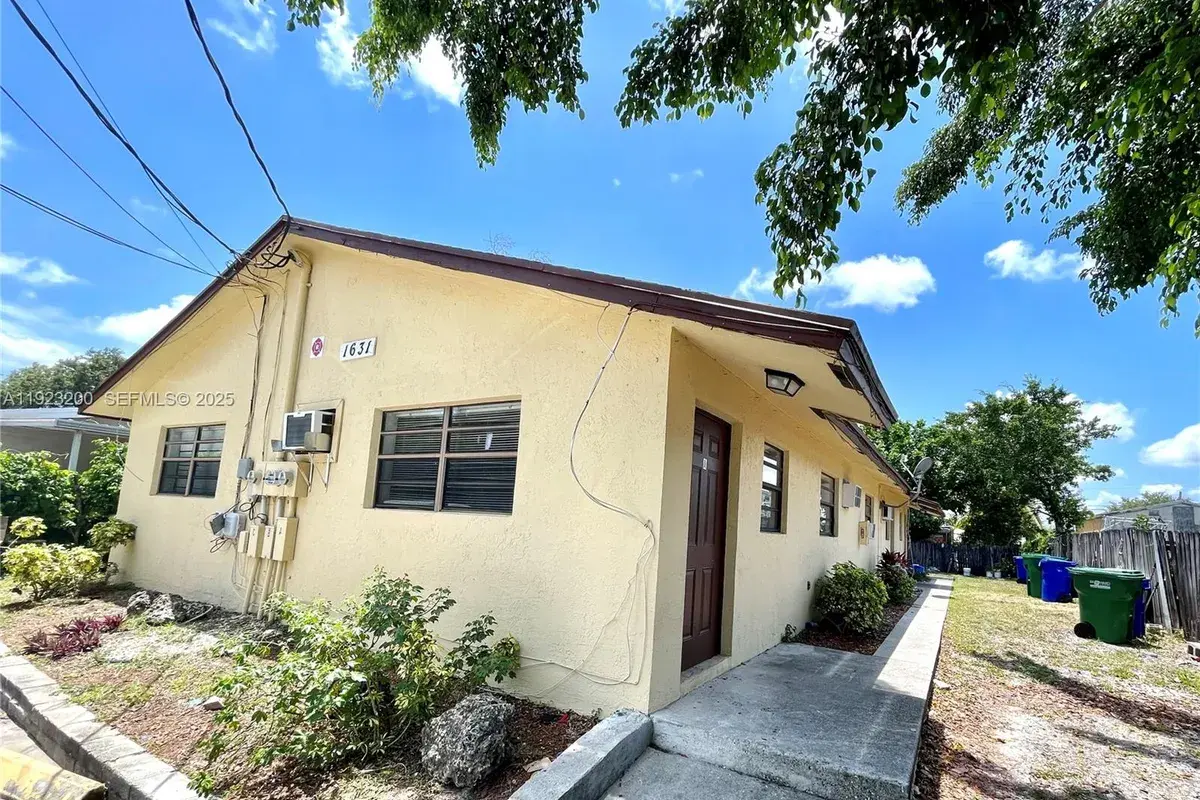 1631 SW 44th Ave # B, Fort Lauderdale FL 33317