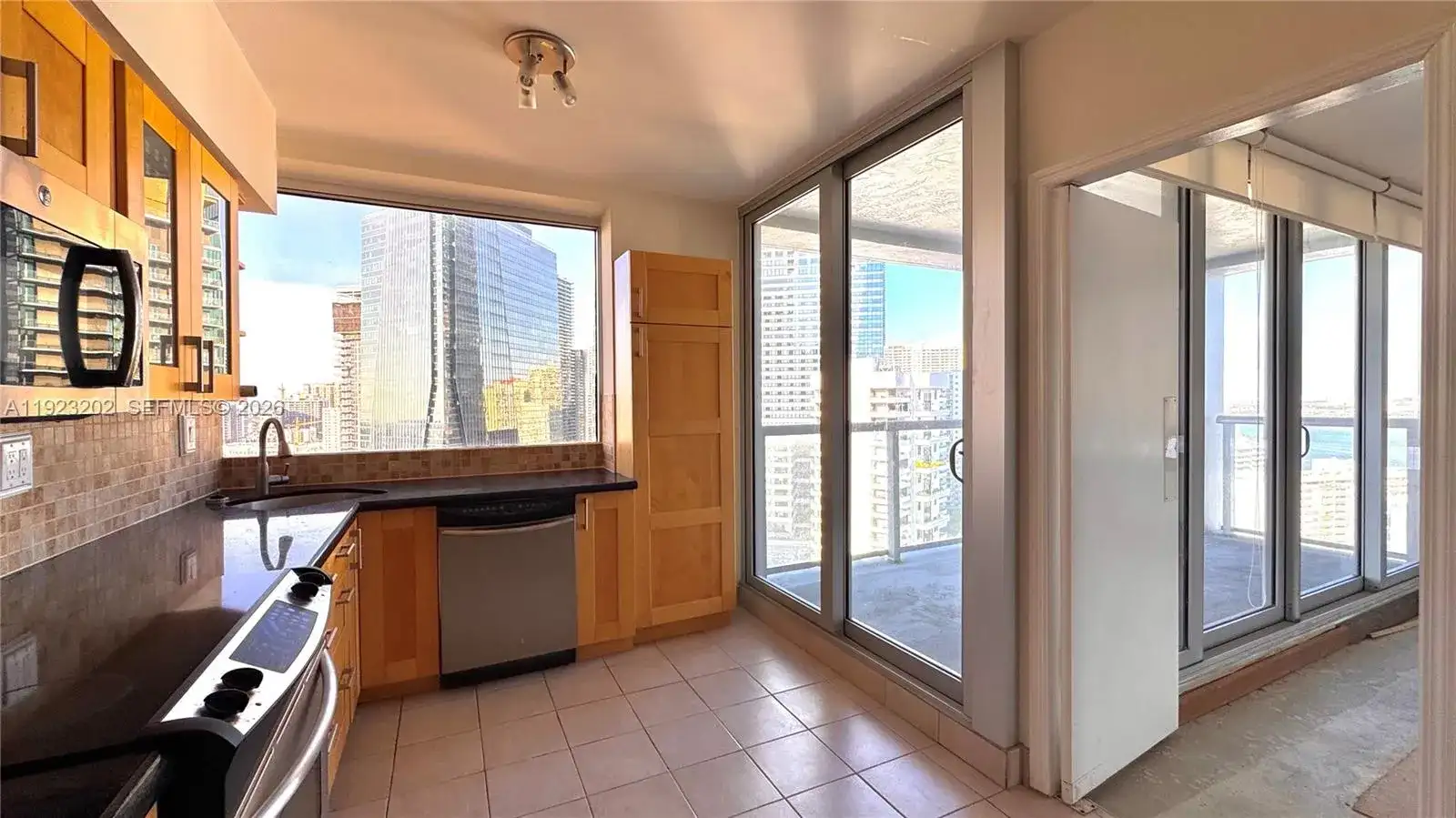 1541 Brickell Ave # C2705, Miami FL 33129 photo 3