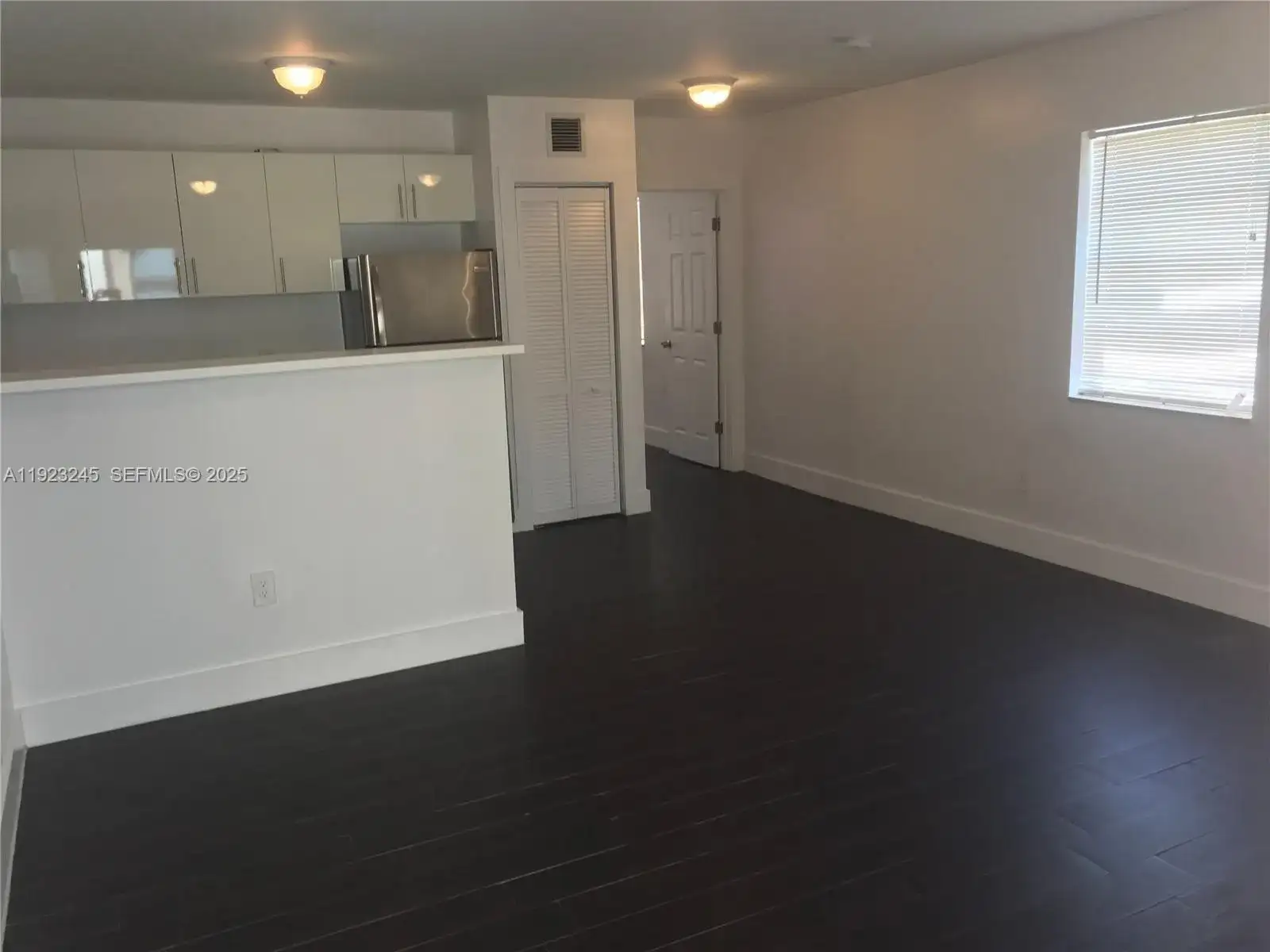1040 NW 3rd Ave # 7, Miami FL 33136 photo 3