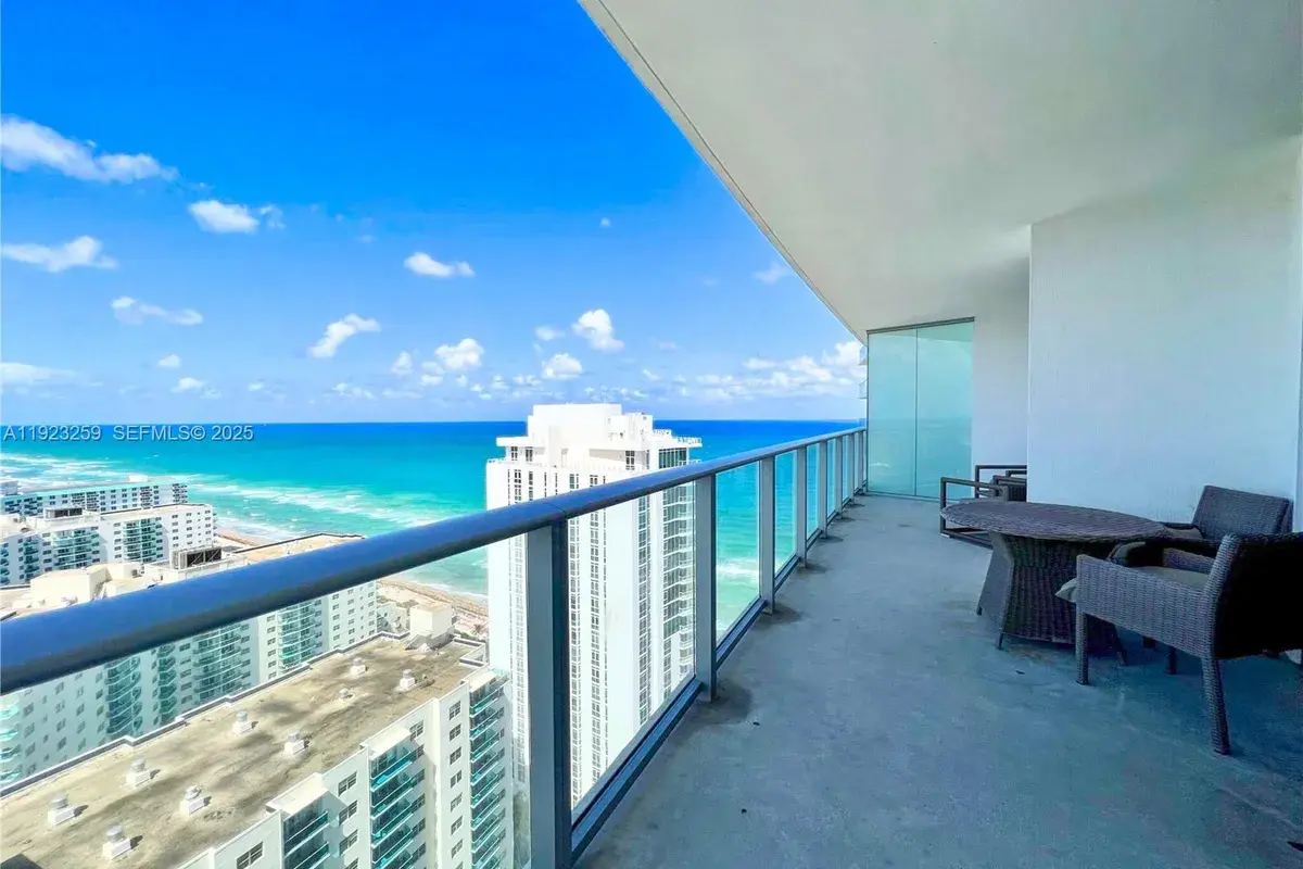 4111 S Ocean Dr # 2306, Hollywood FL 33019