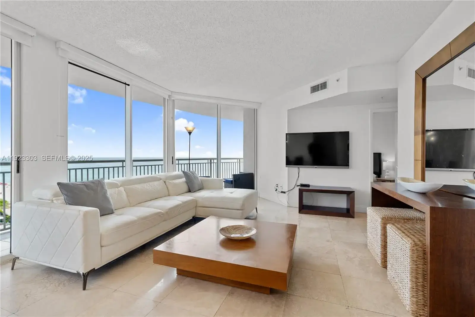 17375 E Collins Ave # 1108, Sunny Isles Beach FL 33160 photo 4