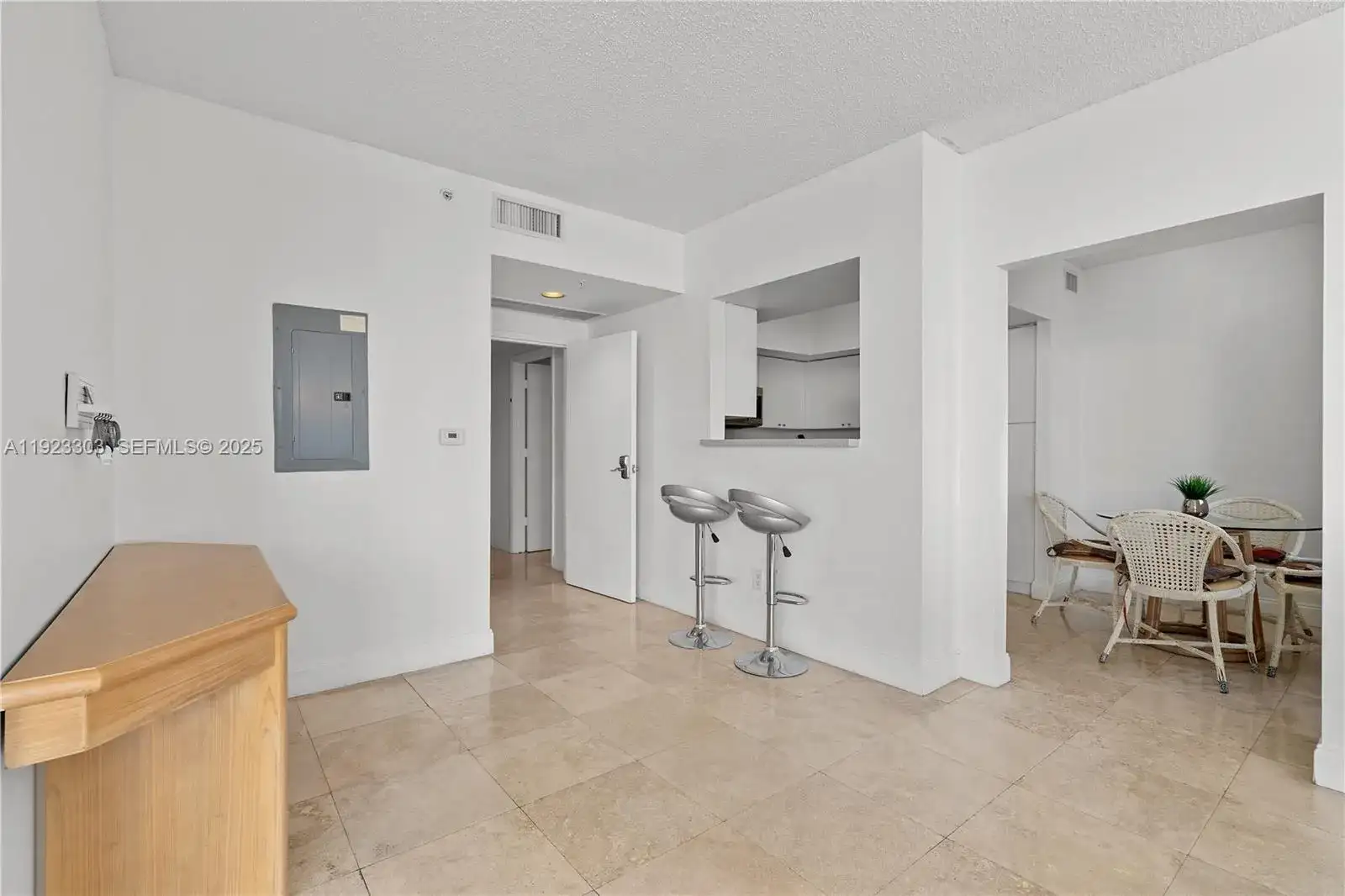 17375 E Collins Ave # 1108, Sunny Isles Beach FL 33160 photo 5