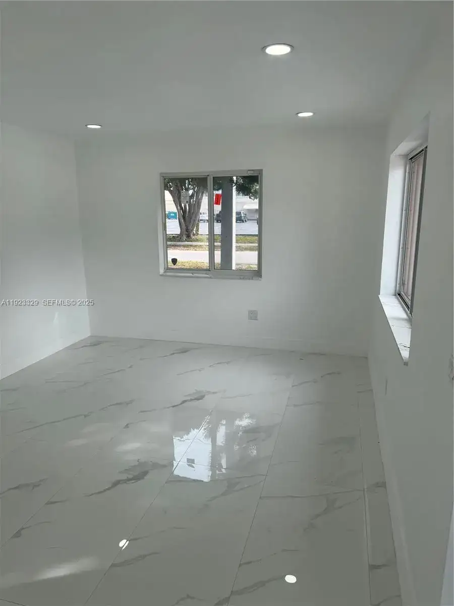801 NW 109th St # 1, Miami FL 33168 photo 2