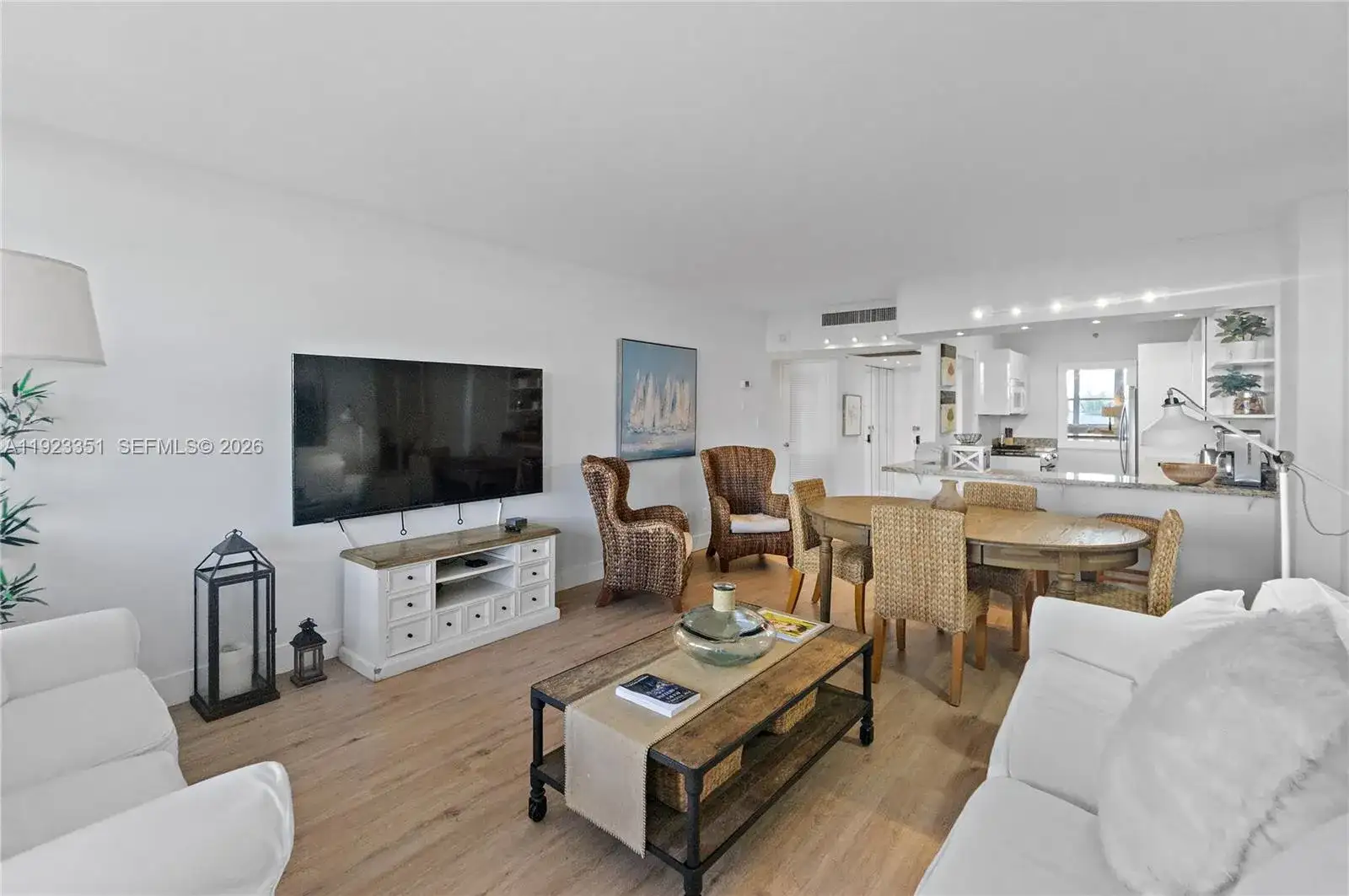 100 Lincoln Rd # 410, Miami Beach FL 33139 photo 3