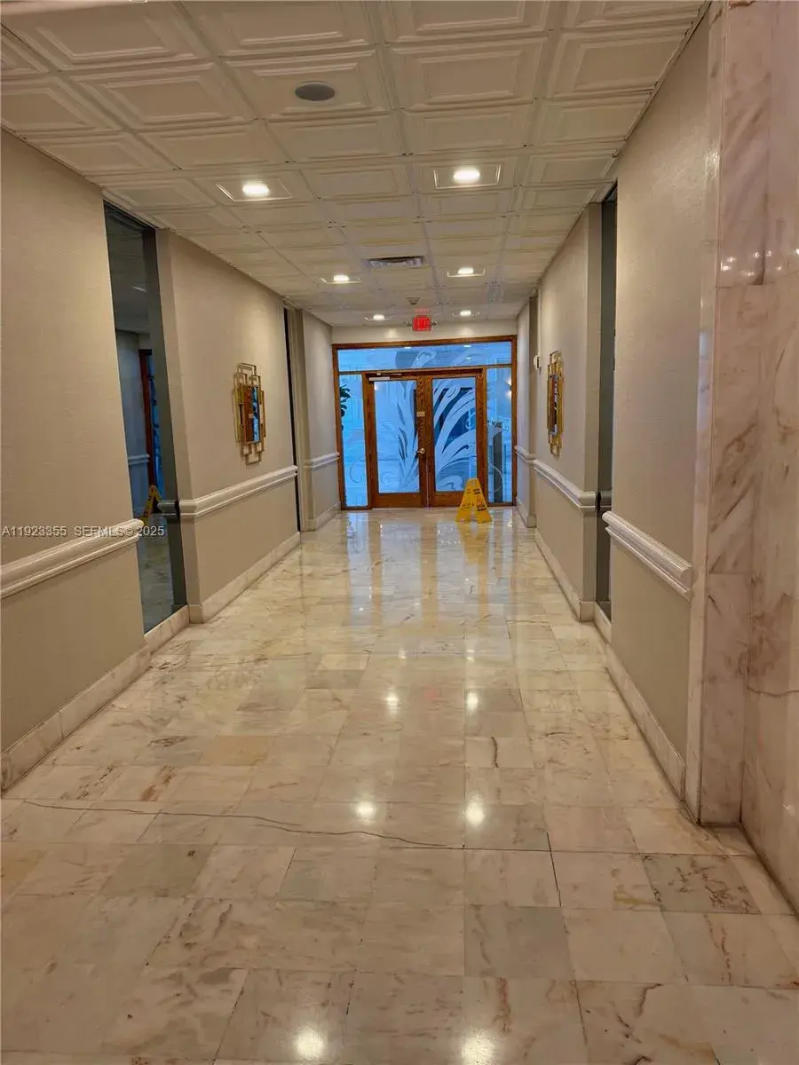 5750 Collins Ave # 11D, Miami Beach FL 33140