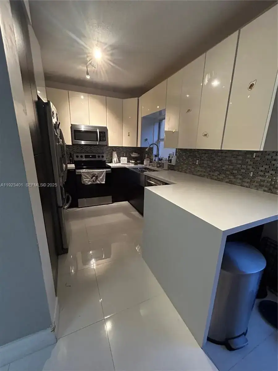 4110 NE 24th St, Homestead FL 33033 photo 4