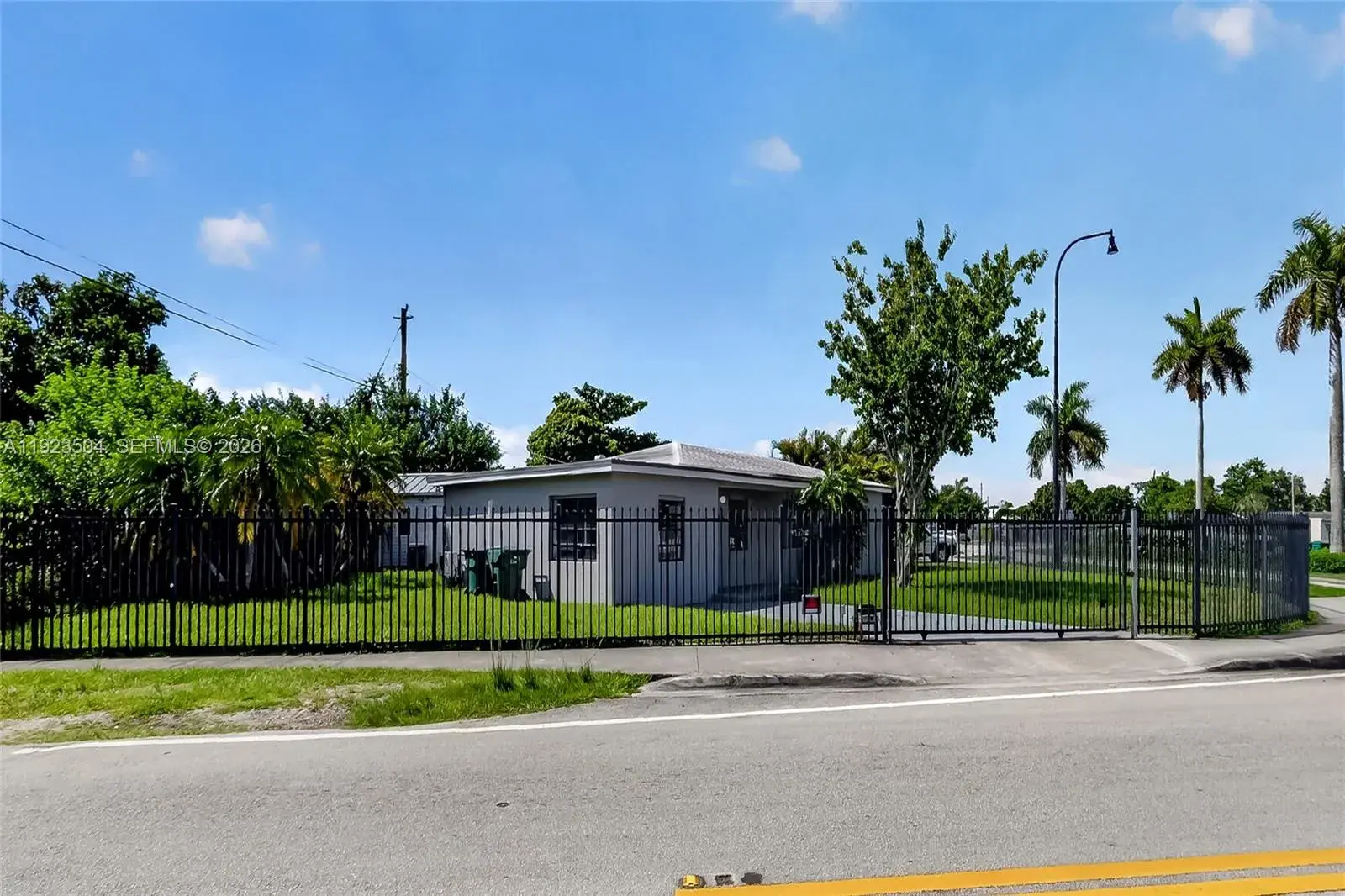 14801 Lincoln Blvd, Miami FL 33176