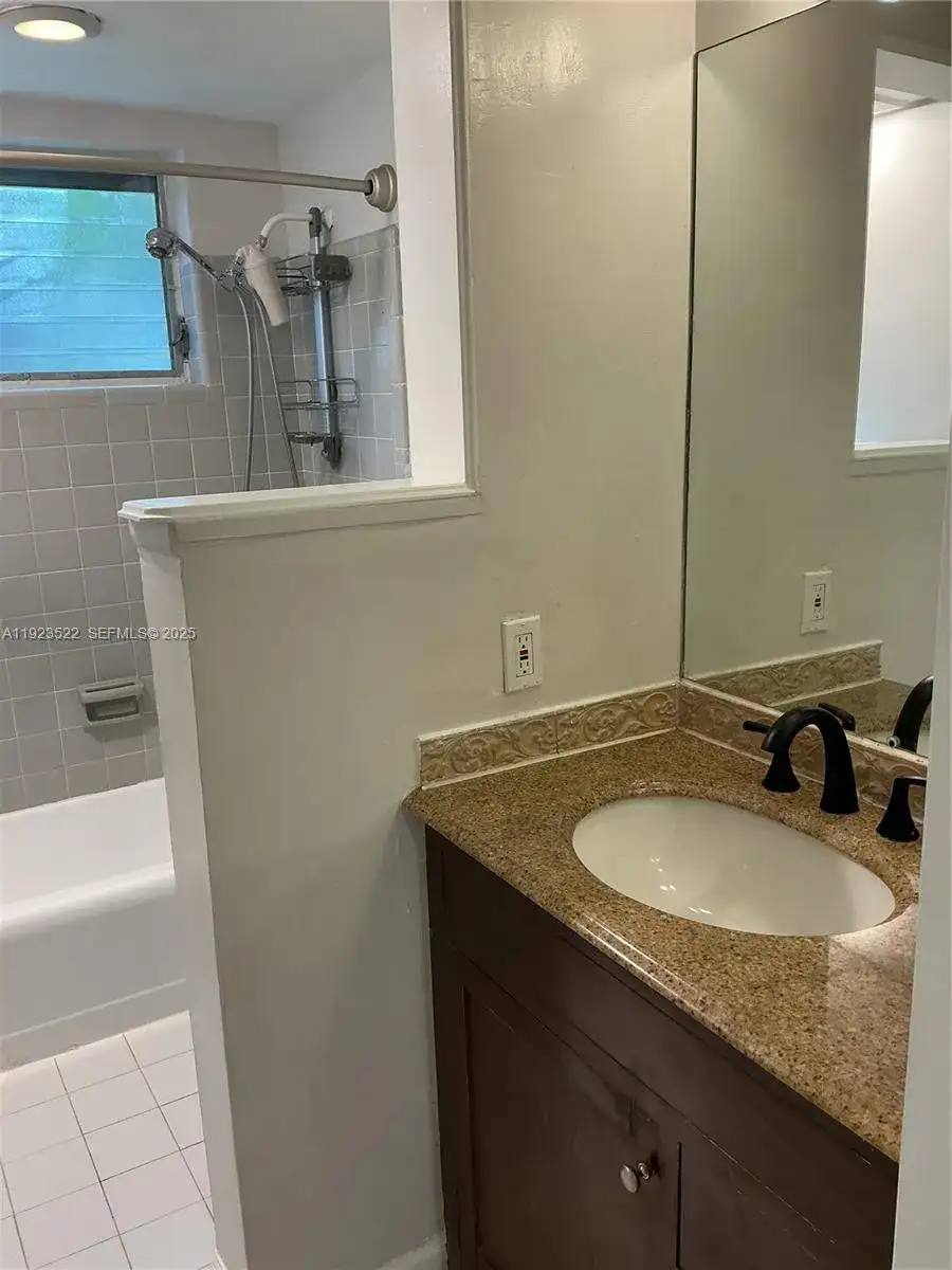 2716 NE 30th Pl # 103C, Fort Lauderdale FL 33306 photo 5