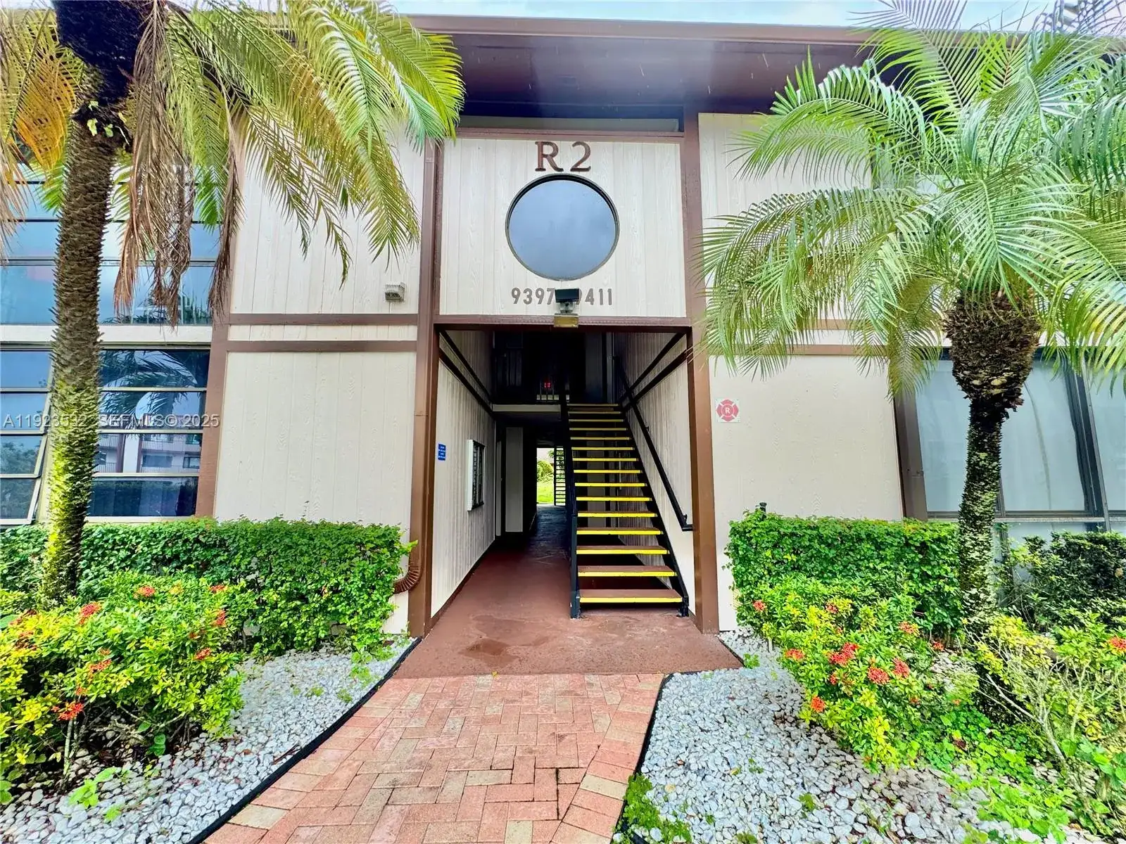 9411 S Belfort Cir # 208, Tamarac FL 33321 photo 2