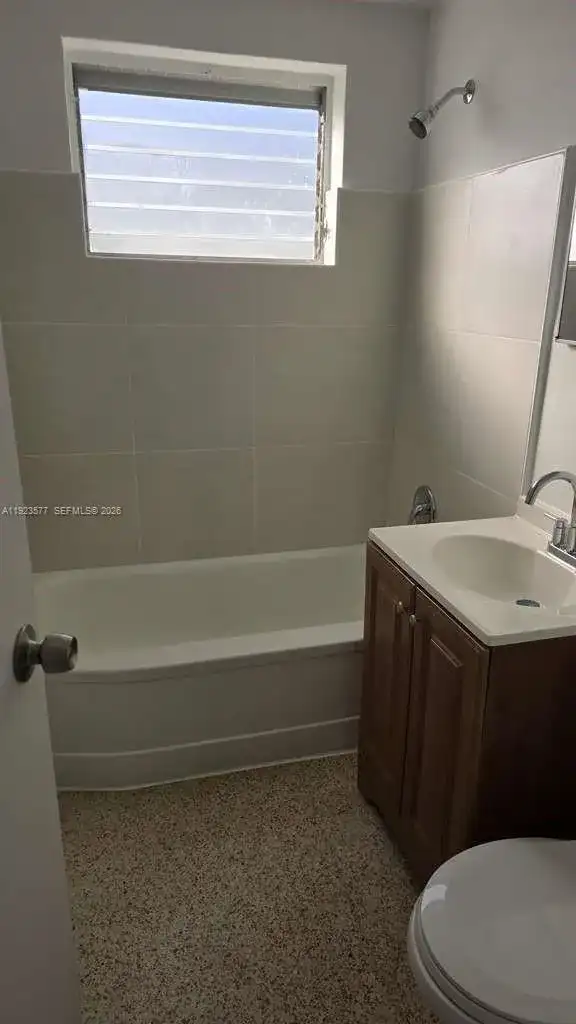 790 81st St, Miami Beach FL 33141