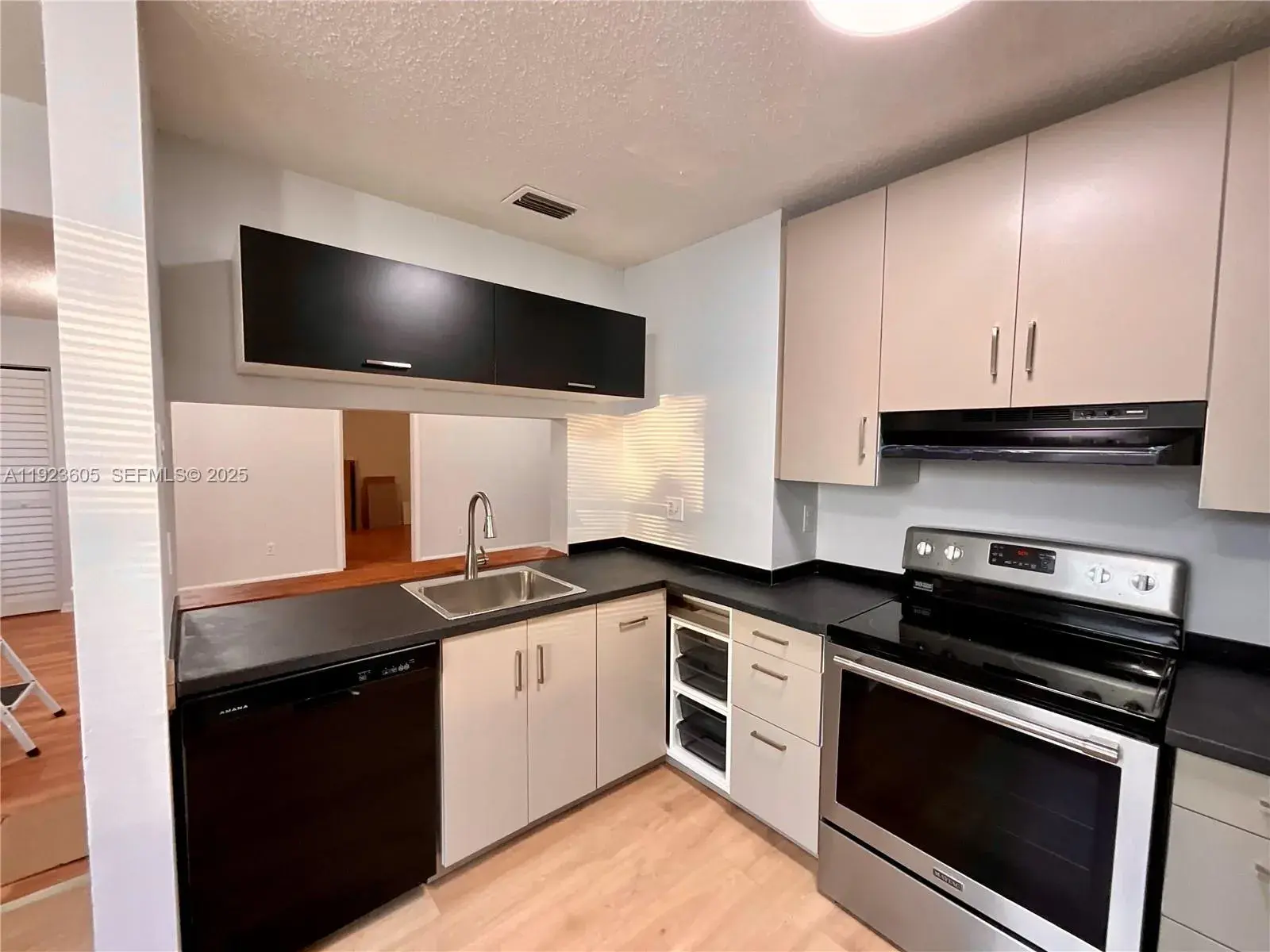 11307 NW Royal Palm Blvd # 3, Coral Springs FL 33065