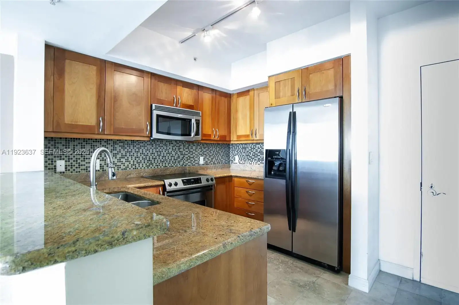 1745 E Hallandale Beach Blvd # 1508W, Hallandale Beach FL 33009 photo 2