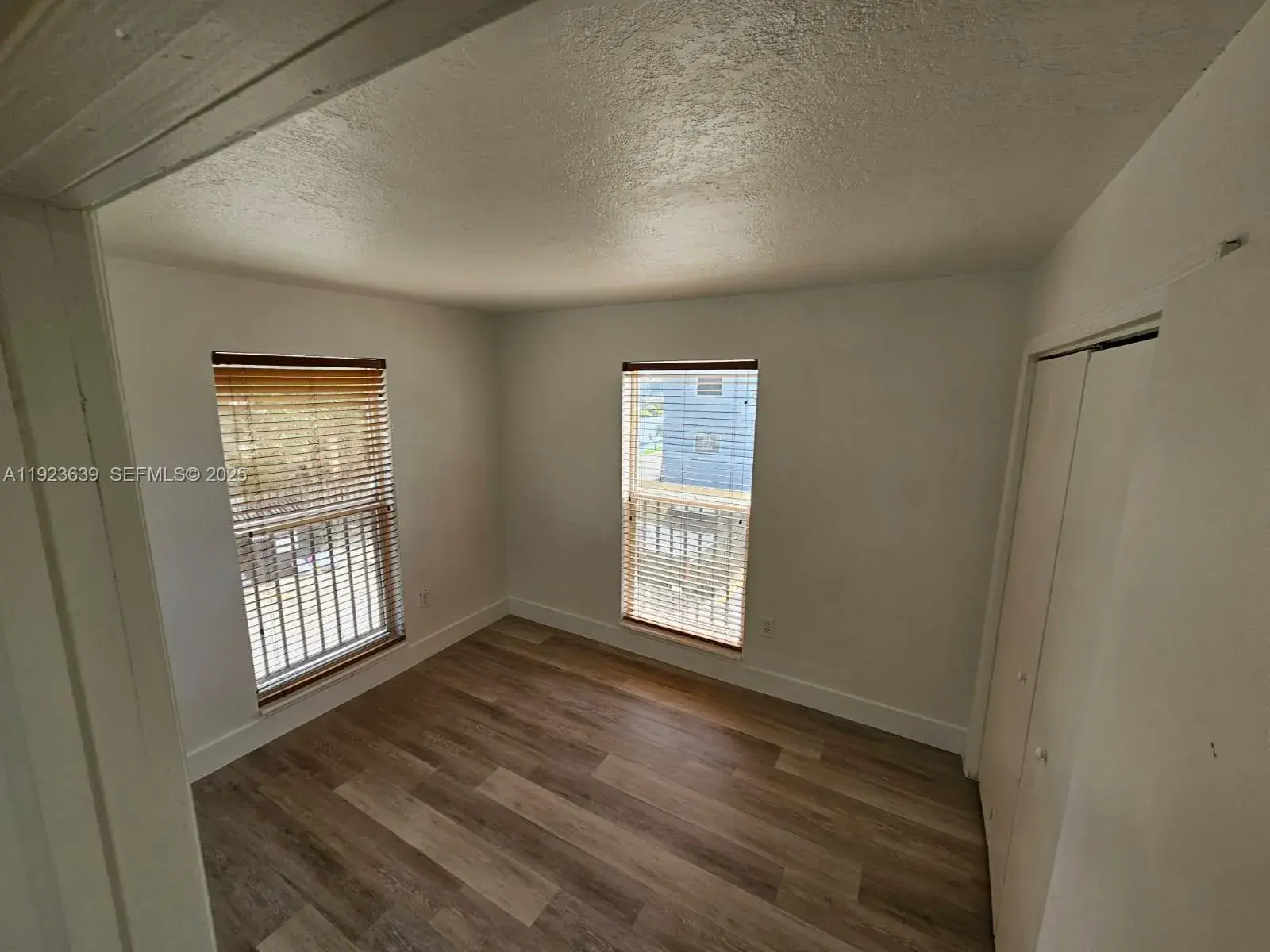 241 S Royal Poinciana Blvd # 202, Miami Springs FL 33166