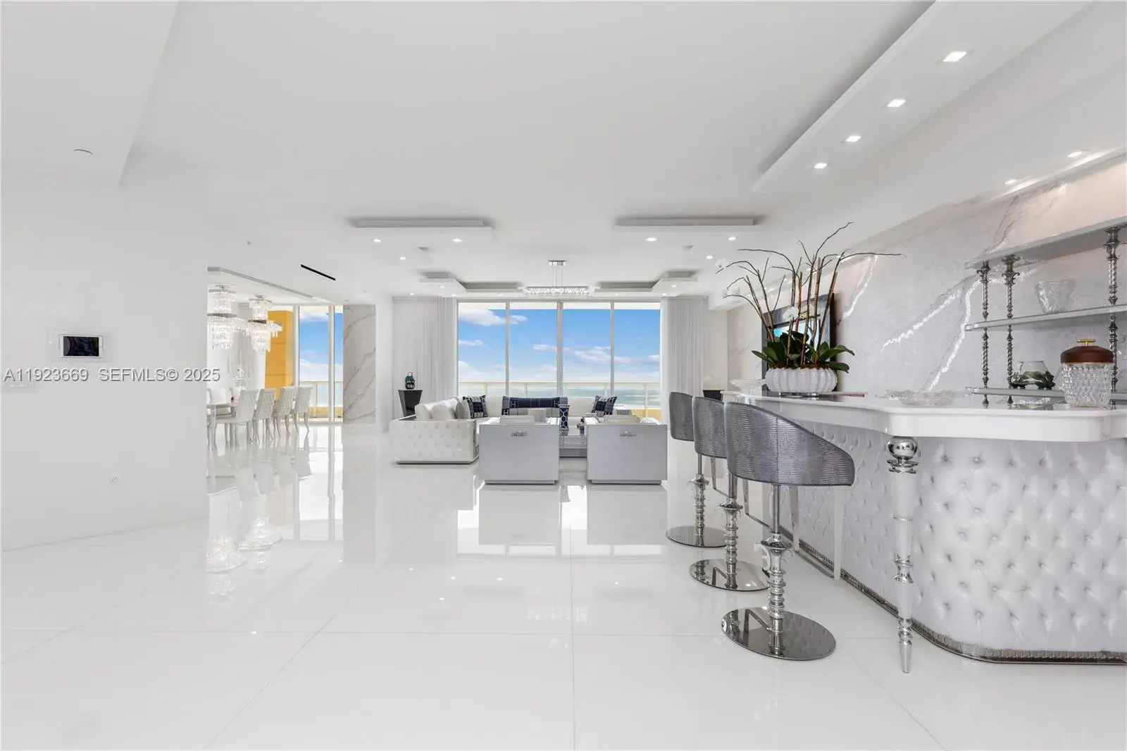 17875 Collins Ave, Sunny Isles Beach FL 33160