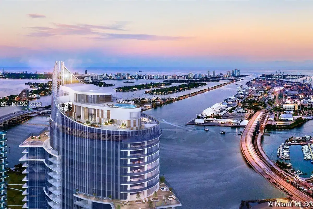 851 NE 1st Ave # 4911, Miami FL 33132