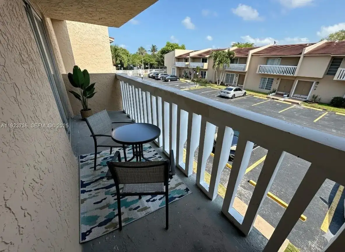 17170 SW 94th Ave # 806, Palmetto Bay FL 33157 photo 2