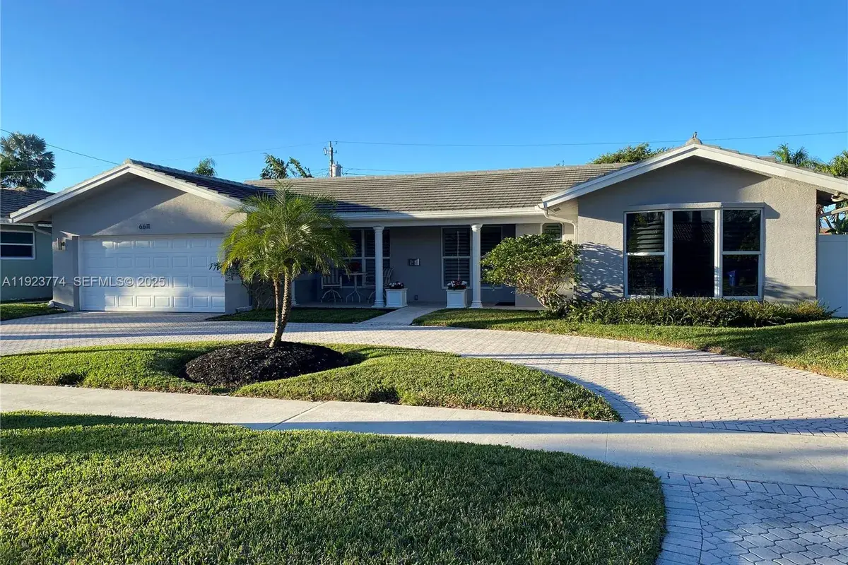 6611 NE 21st Ln, Fort Lauderdale FL 33308