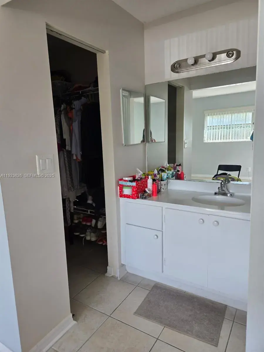 7837 Golf Cir Dr # 310, Margate FL 33063