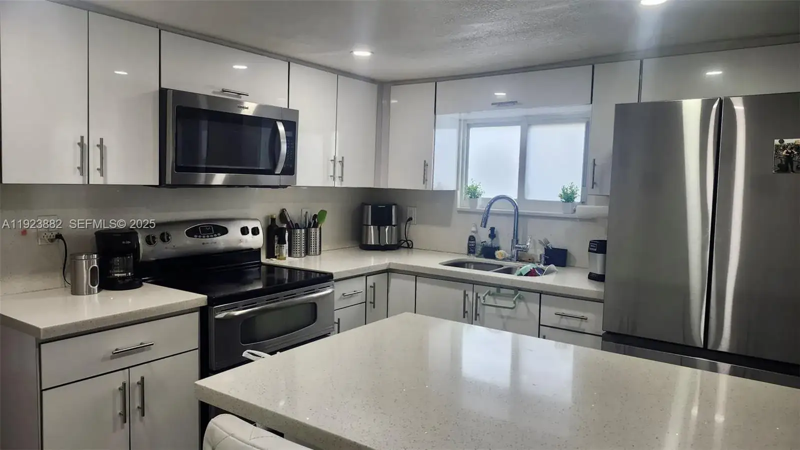 14 Cedar # 14, Other City - In The State Of Florida FL 33023