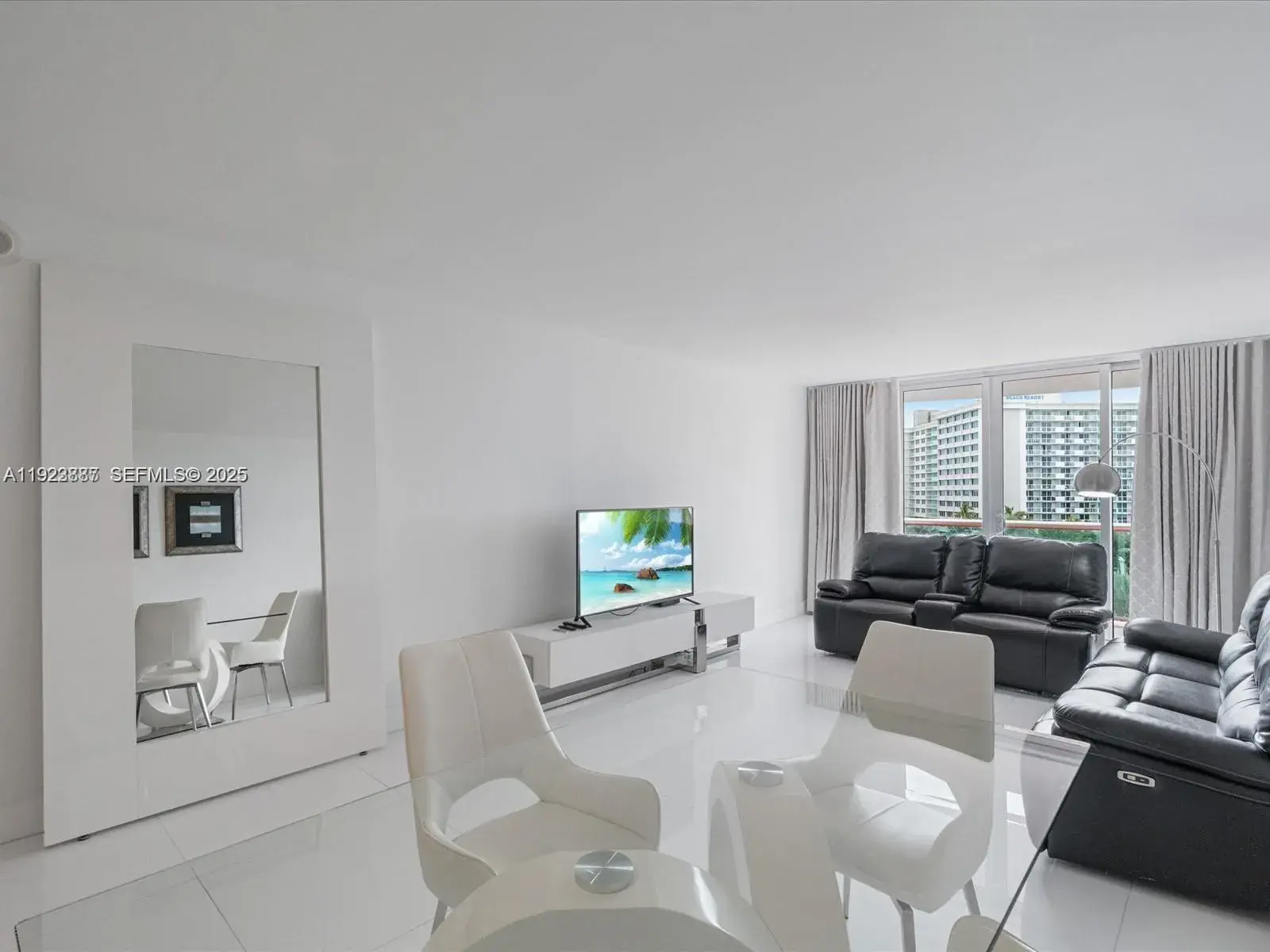 19370 E Collins Ave # 627, Sunny Isles Beach FL 33160