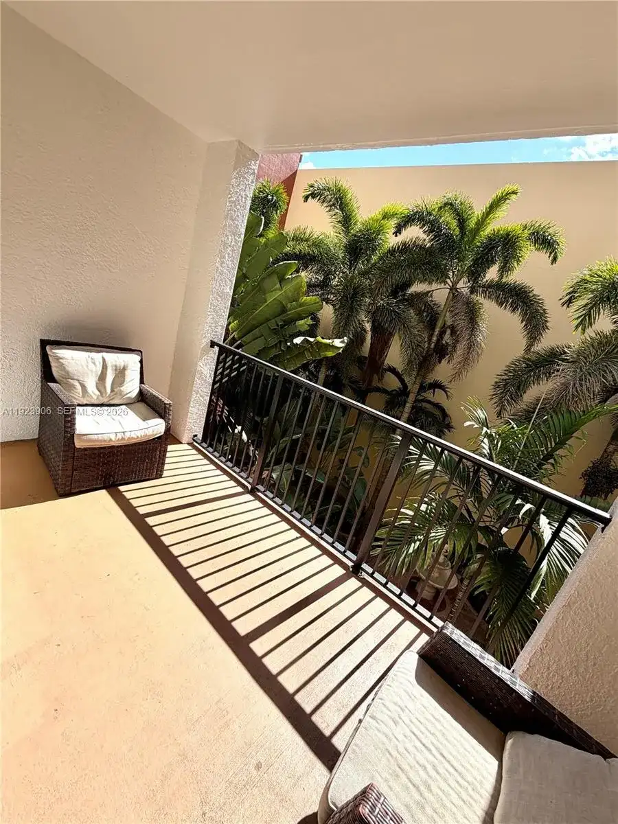 17150 N Bay Rd # 2419, Sunny Isles Beach FL 33160 photo 5