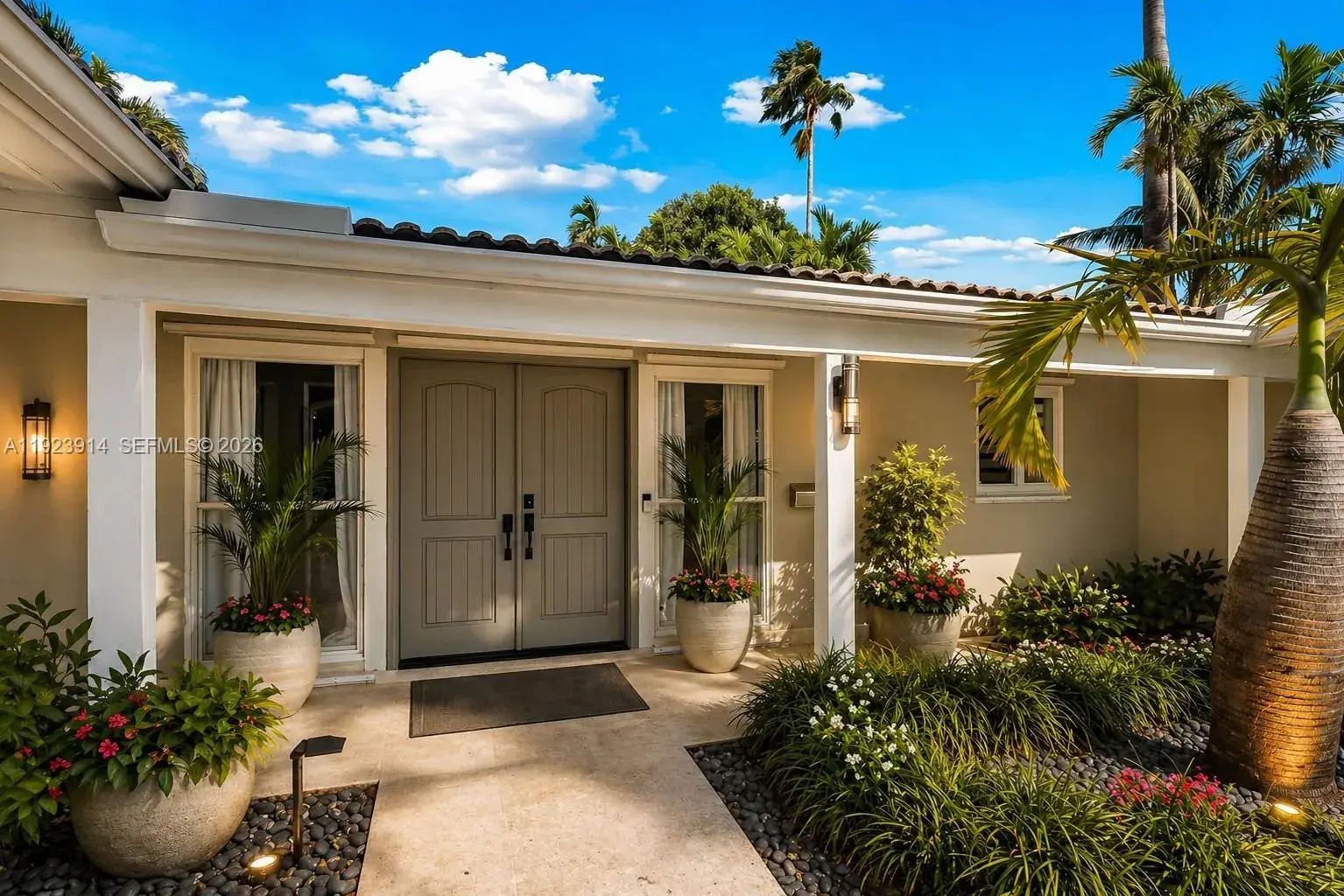 461 NE 115th St, Miami FL 33161