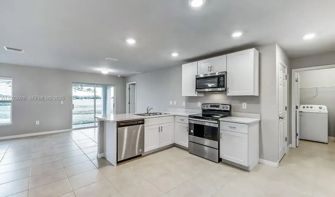 3003 LADY LN, La Belle FL 33935 photo 4