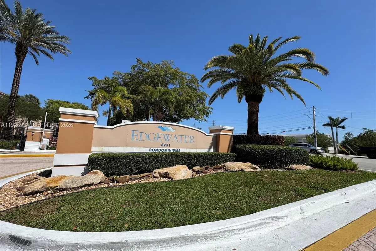 8801 Wiles Rd # 108, Coral Springs FL 33067