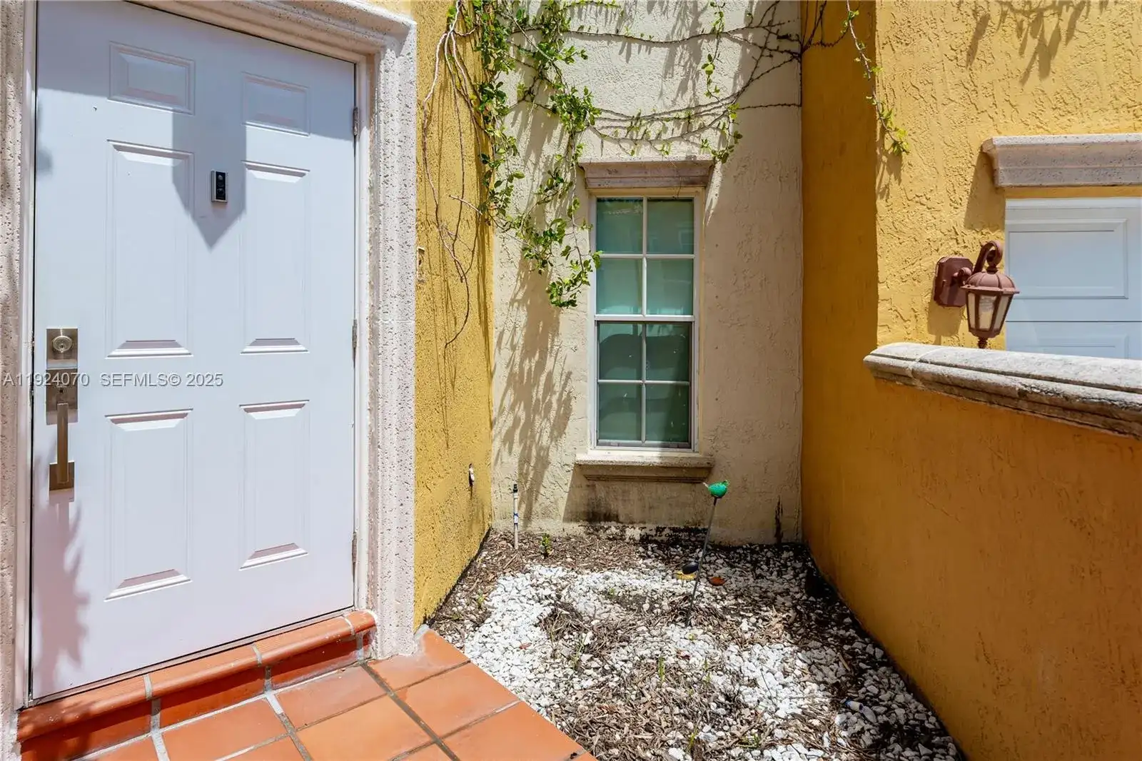 18460 NE 30th Ave # 18460, Aventura FL 33160 photo 2