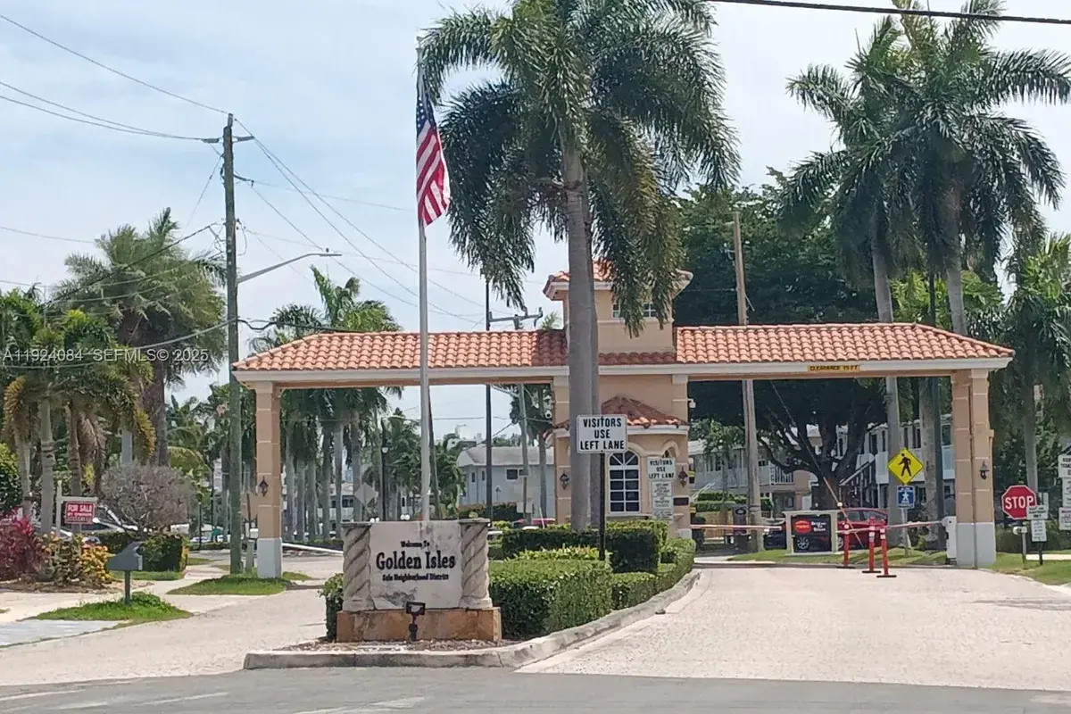 600 Layne Blvd # 118, Hallandale Beach FL 33009