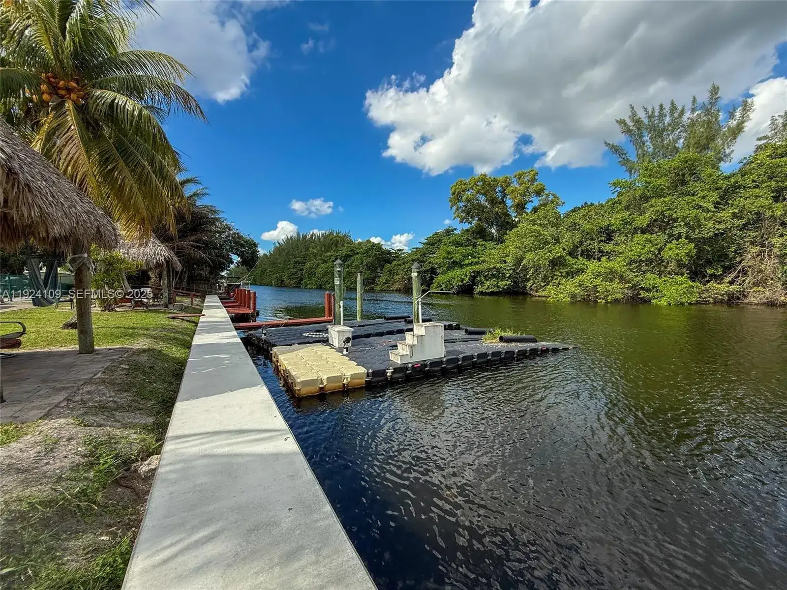 3211 SW 44th St # 105, Dania Beach FL 33312 photo 2