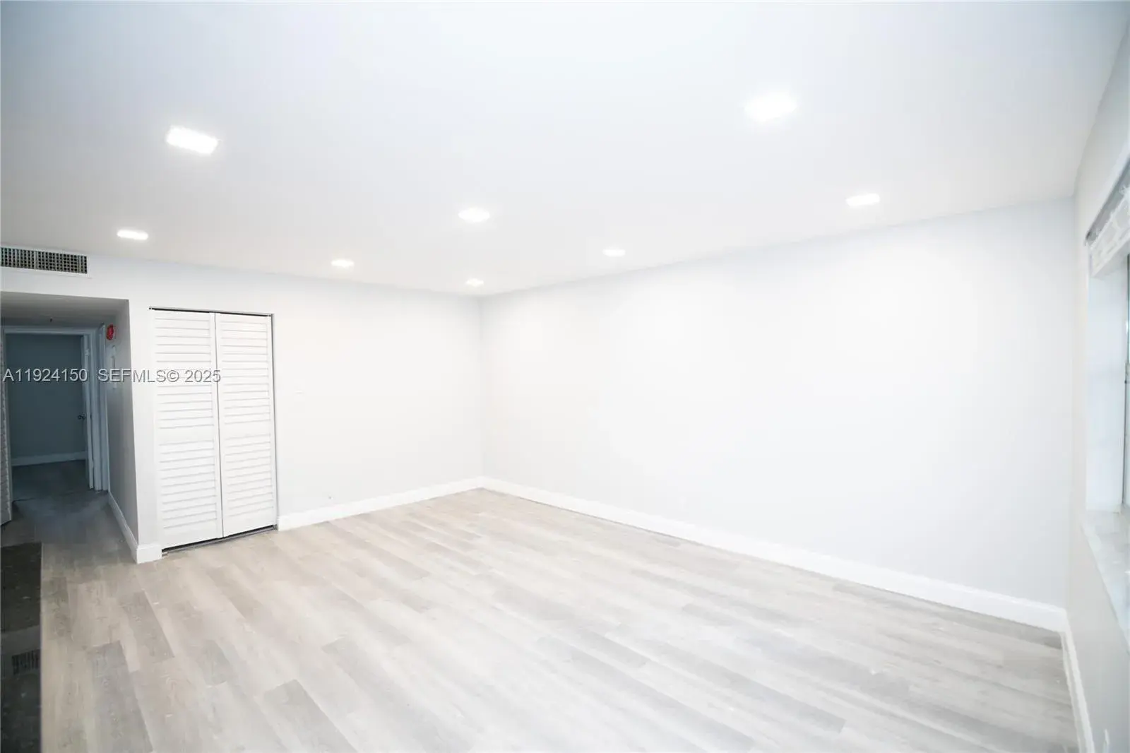 8704 NW 35th St # 104, Coral Springs FL 33065