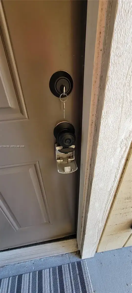 13285 Arbor Pointe Circle # 101, Tampa FL 33617 photo 5