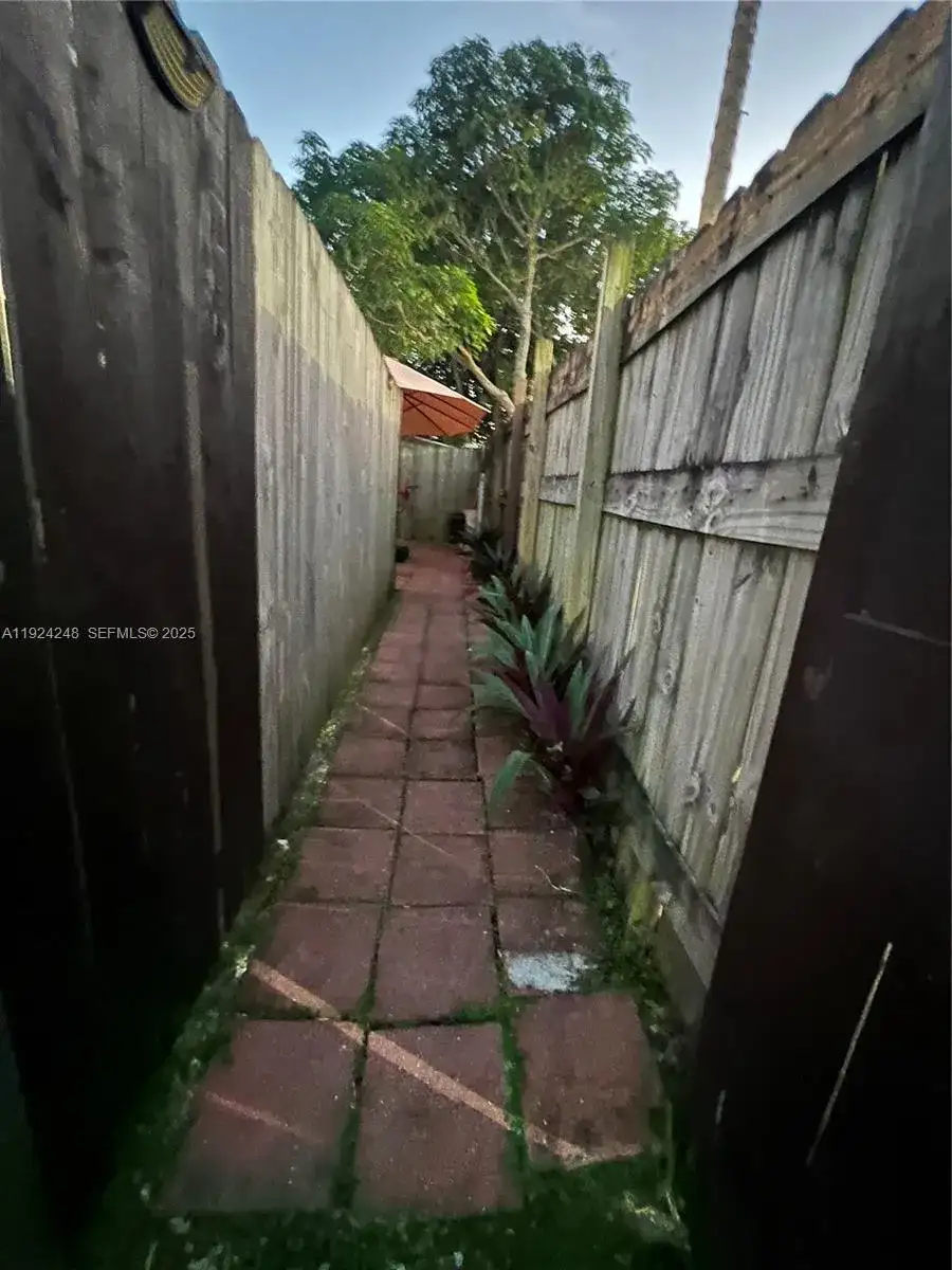 11970 SW 174th St, Miami FL 33177 photo 5