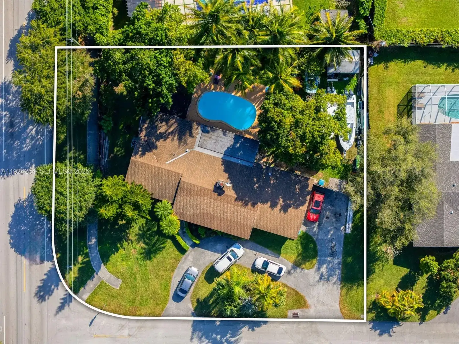 8200 SW 164th St, Palmetto Bay FL 33157 photo 5