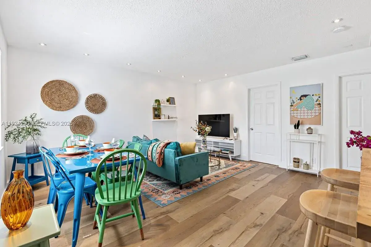 811 Tequesta St # 2, Fort Lauderdale FL 33312