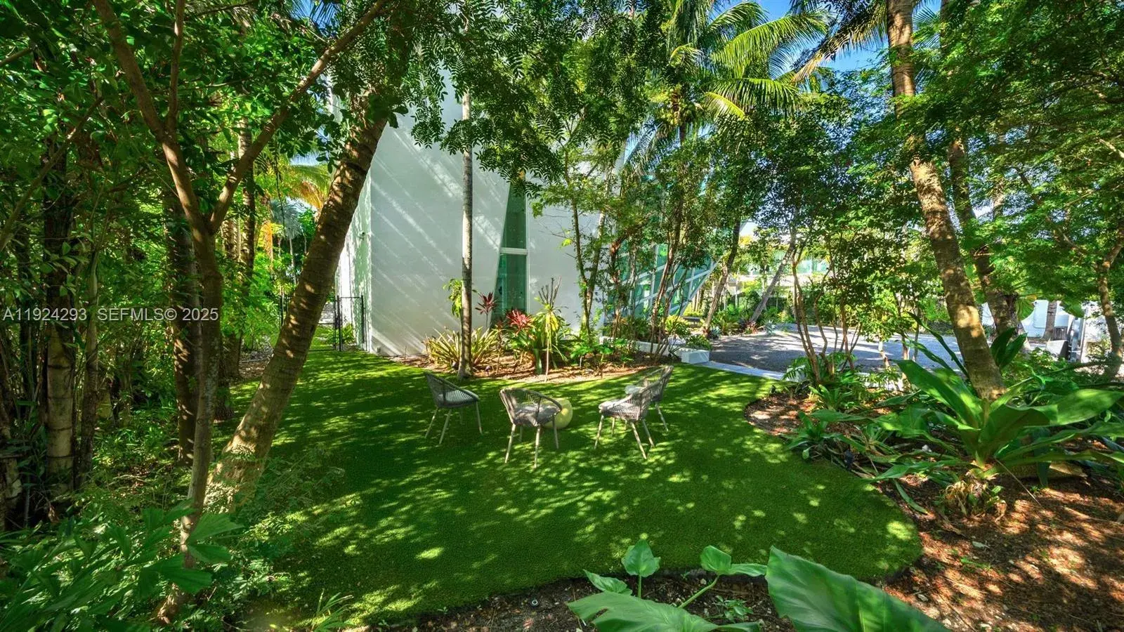 480 Ocean Blvd, Golden Beach FL 33160