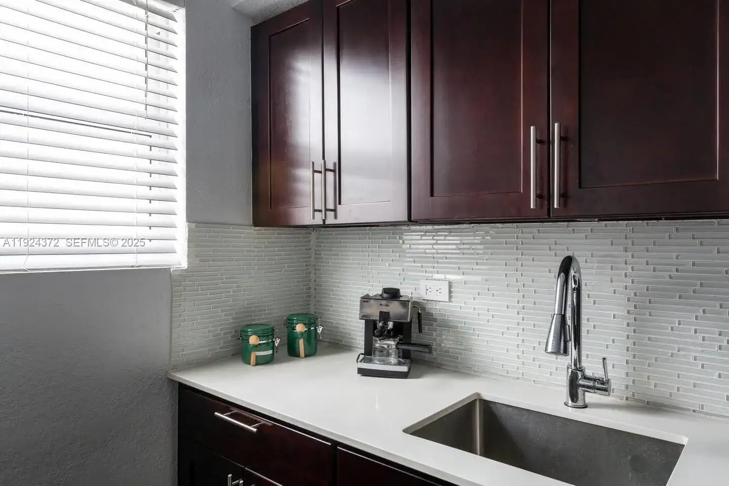 7334 Harding Ave # 6, Miami Beach FL 33141 photo 4