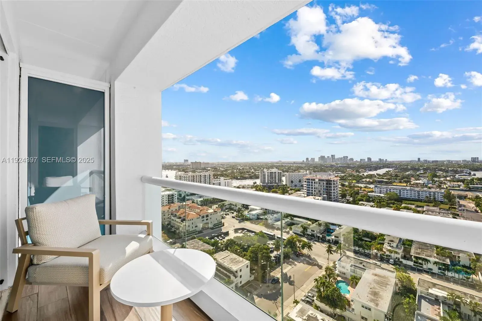 551 N Fort Lauderdale Beach Blvd # R1904, Fort Lauderdale FL 33304