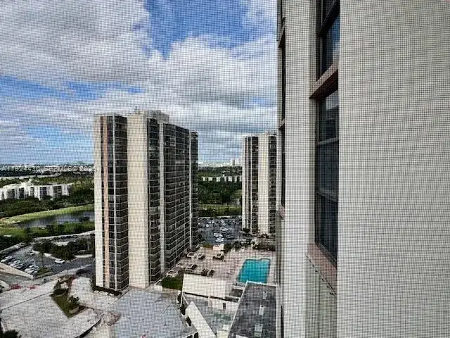 20335 W Country Club Dr # 2101, Aventura FL 33180 photo 4