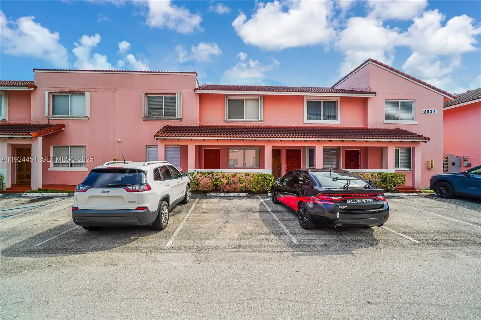 8021 Lake Dr # 102, Doral FL 33166