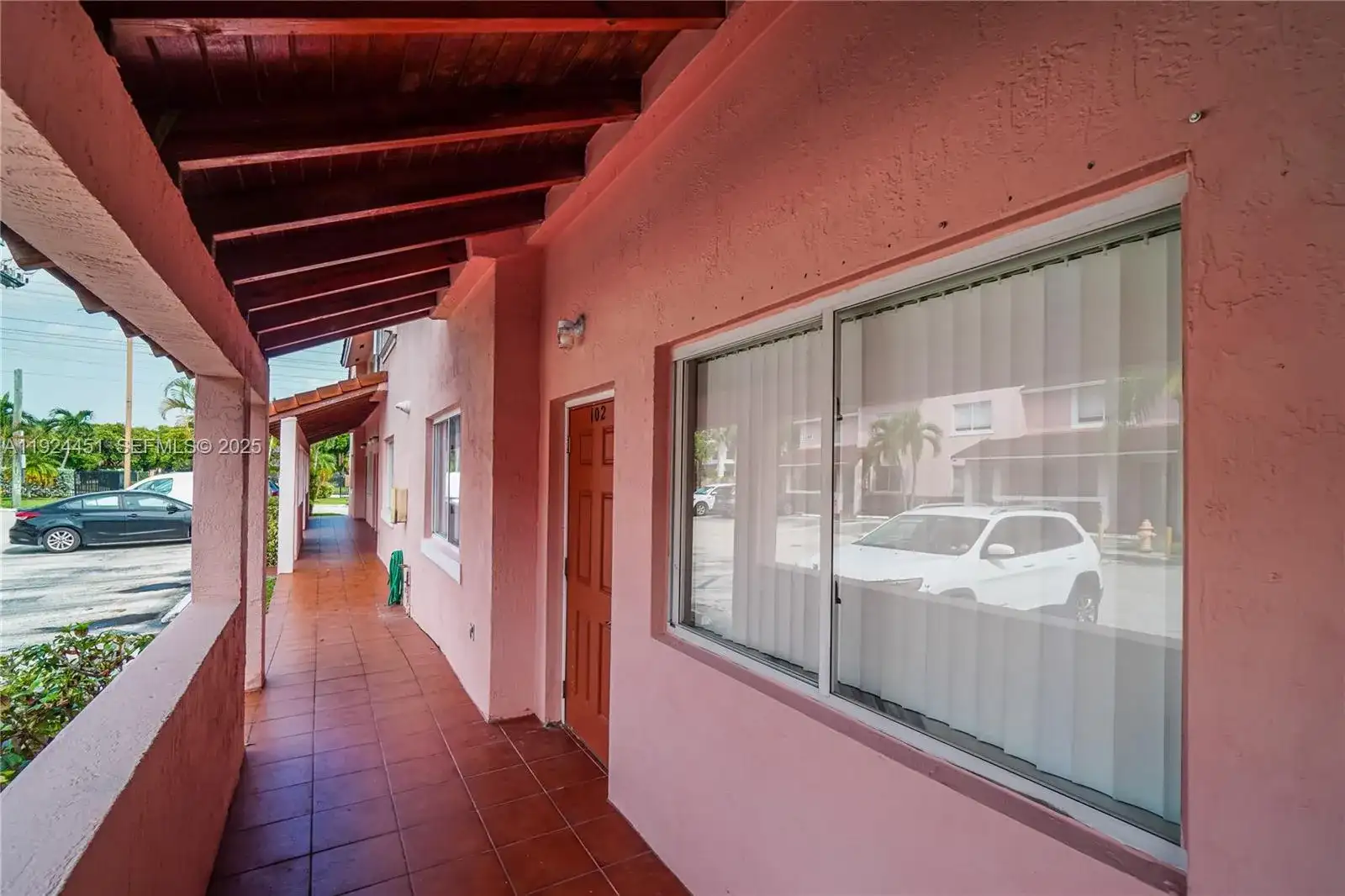 8021 Lake Dr # 102, Doral FL 33166 photo 2