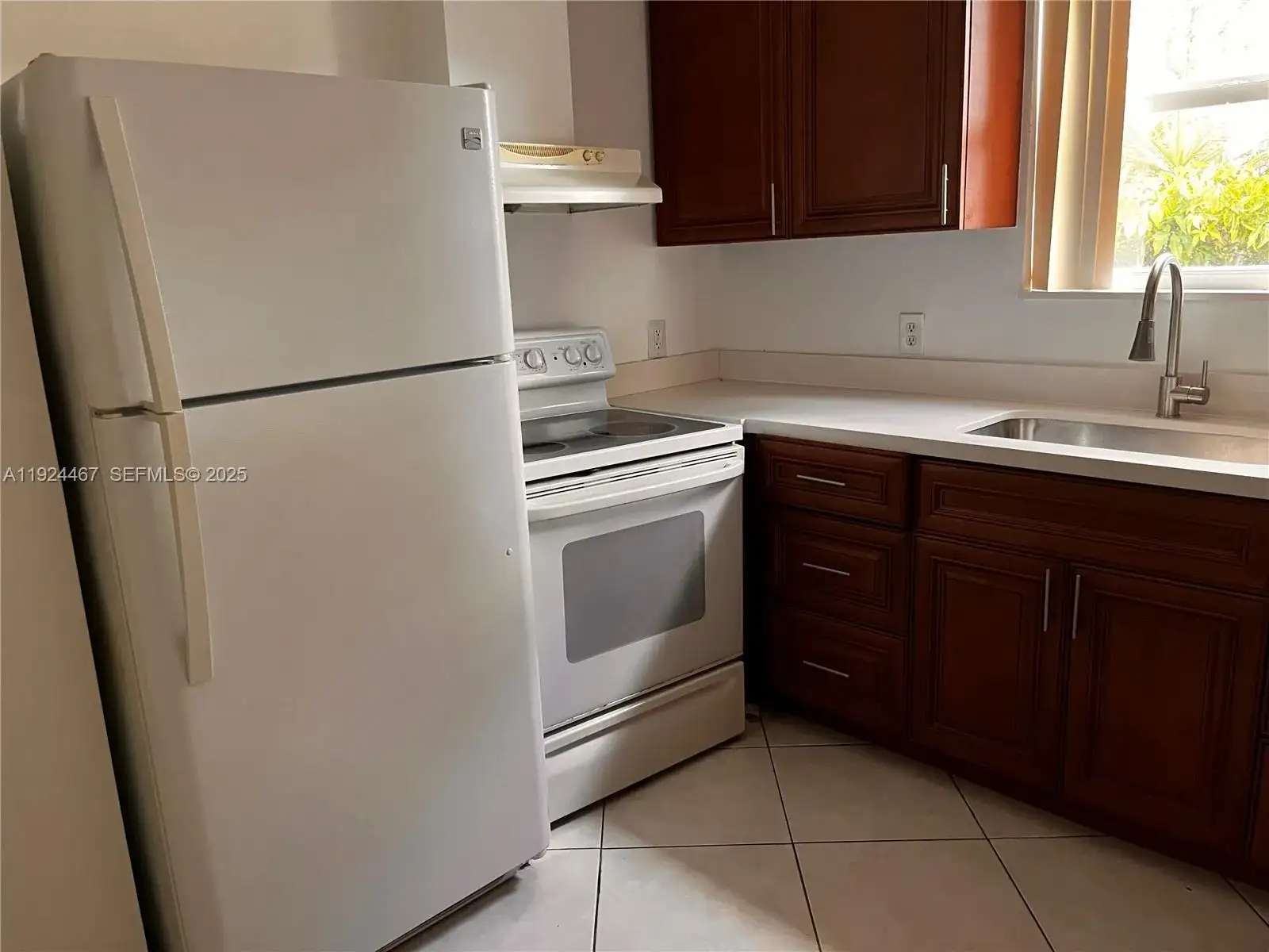 181 NW 47th Ave # 8, Miami FL 33126 photo 4