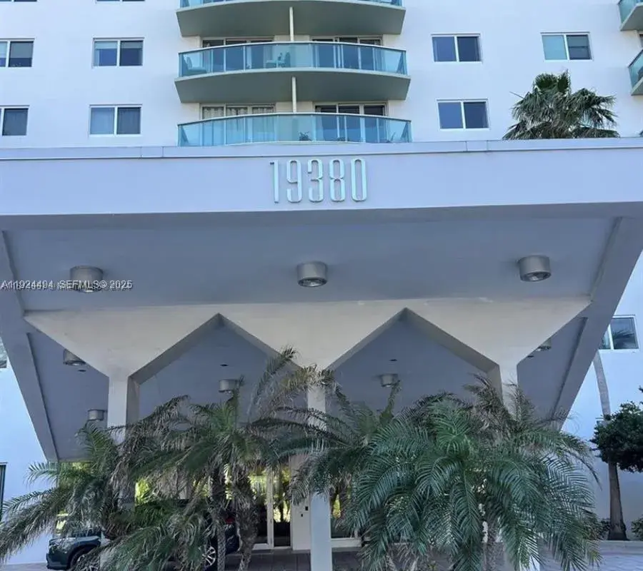 19380 Collins Ave # 1402, Sunny Isles Beach FL 33160