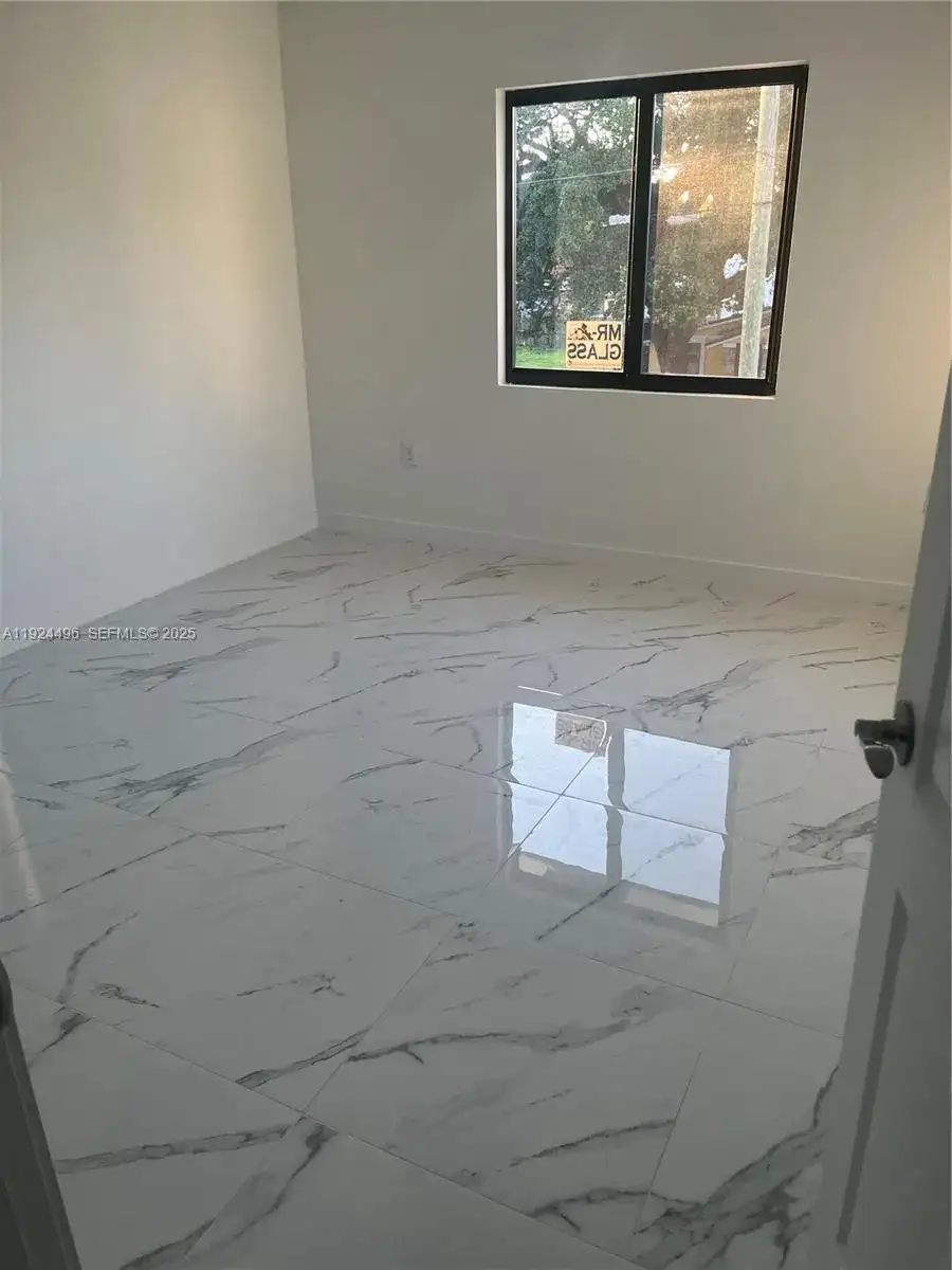 2730 NW 44th Street # 2, Miami FL 33142 photo 4