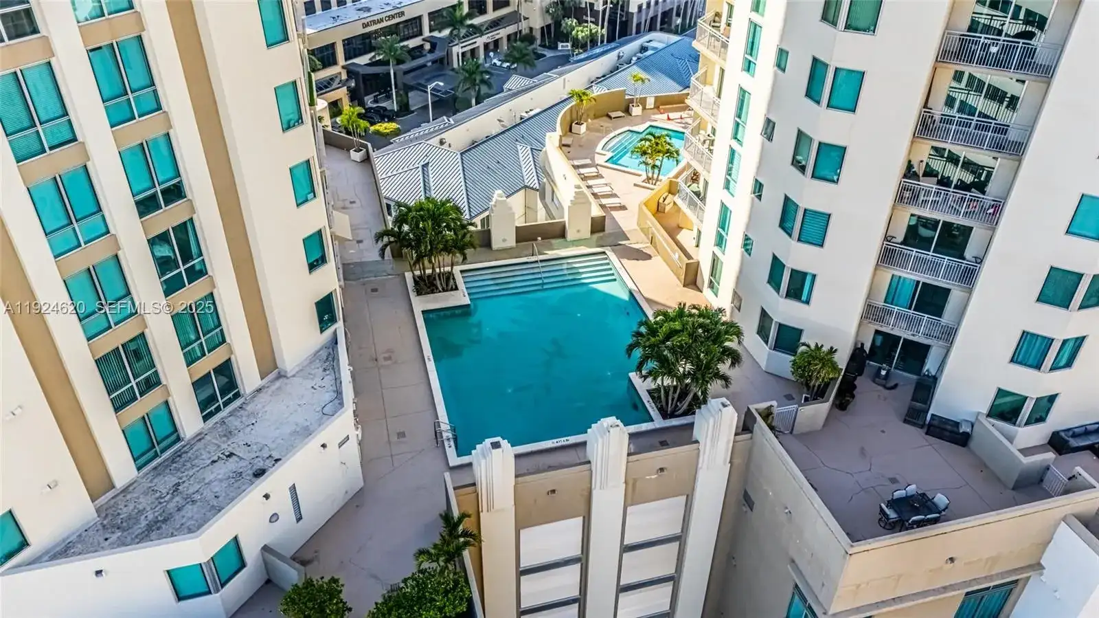 9055 SW 73 CT # 809, Miami FL 33156 photo 4