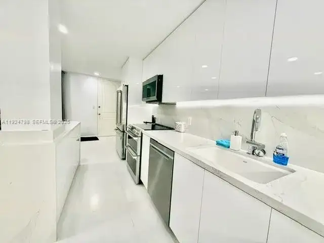 1100 Alton Rd # 4D, Miami Beach FL 33139 photo 4