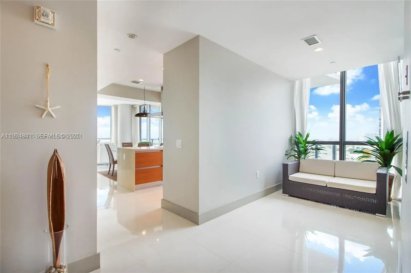 1100 Biscayne Blvd # 2203, Miami FL 33132