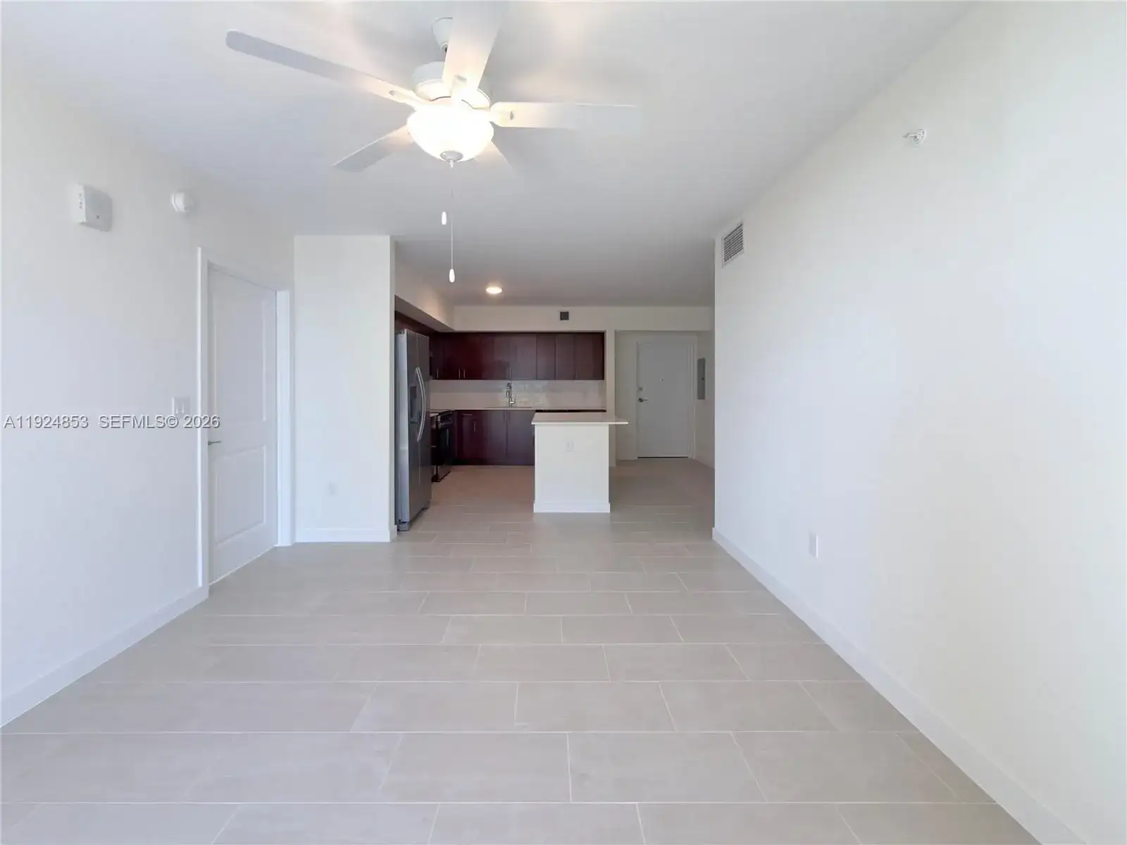 11239 NW 4th Ter, Sweetwater FL 33172 photo 4