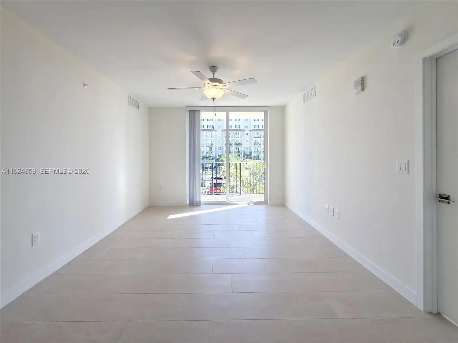 11239 NW 4th Ter, Sweetwater FL 33172 photo 5